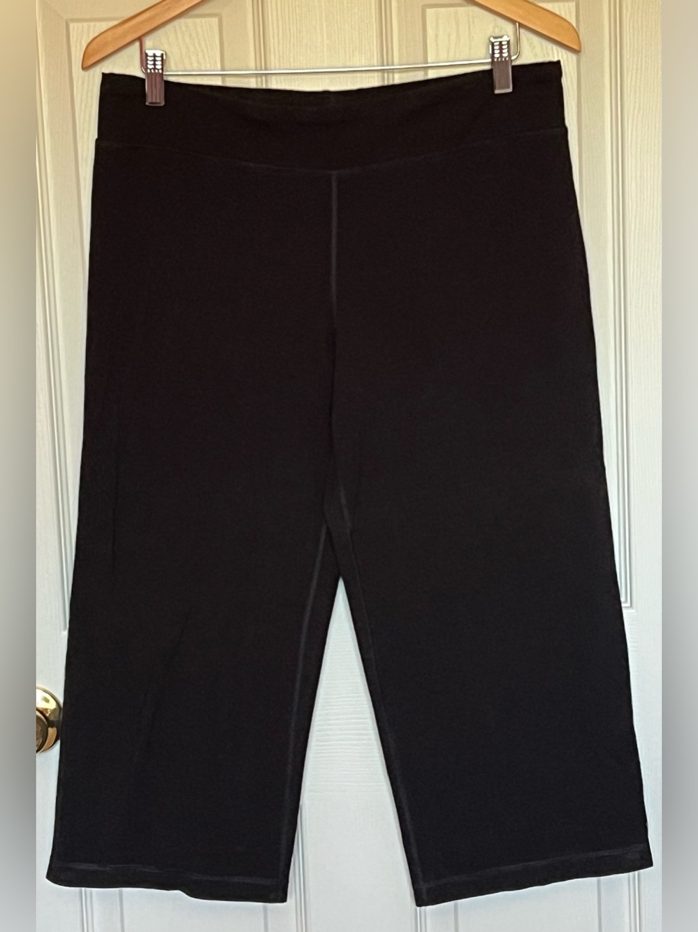 Danskin Now Black Capri Wide Leg Yoga/Activewear Pants Sz L, 12/14 EUC